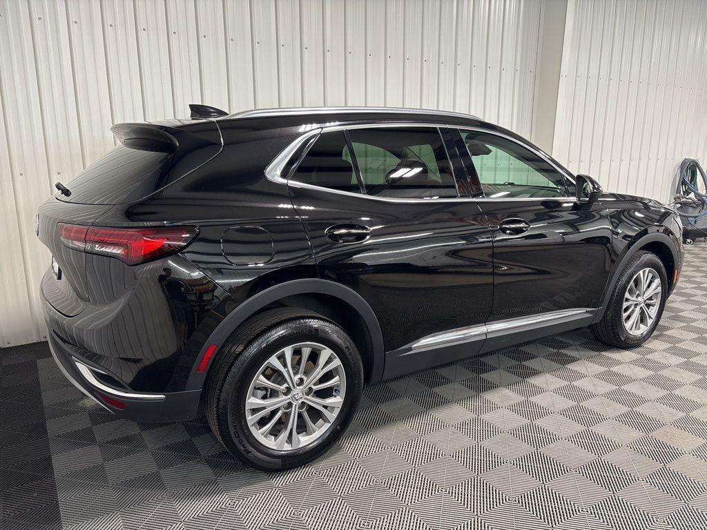 used 2022 Buick Envision car, priced at $25,000