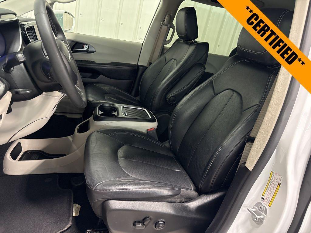used 2022 Chrysler Pacifica car, priced at $27,999