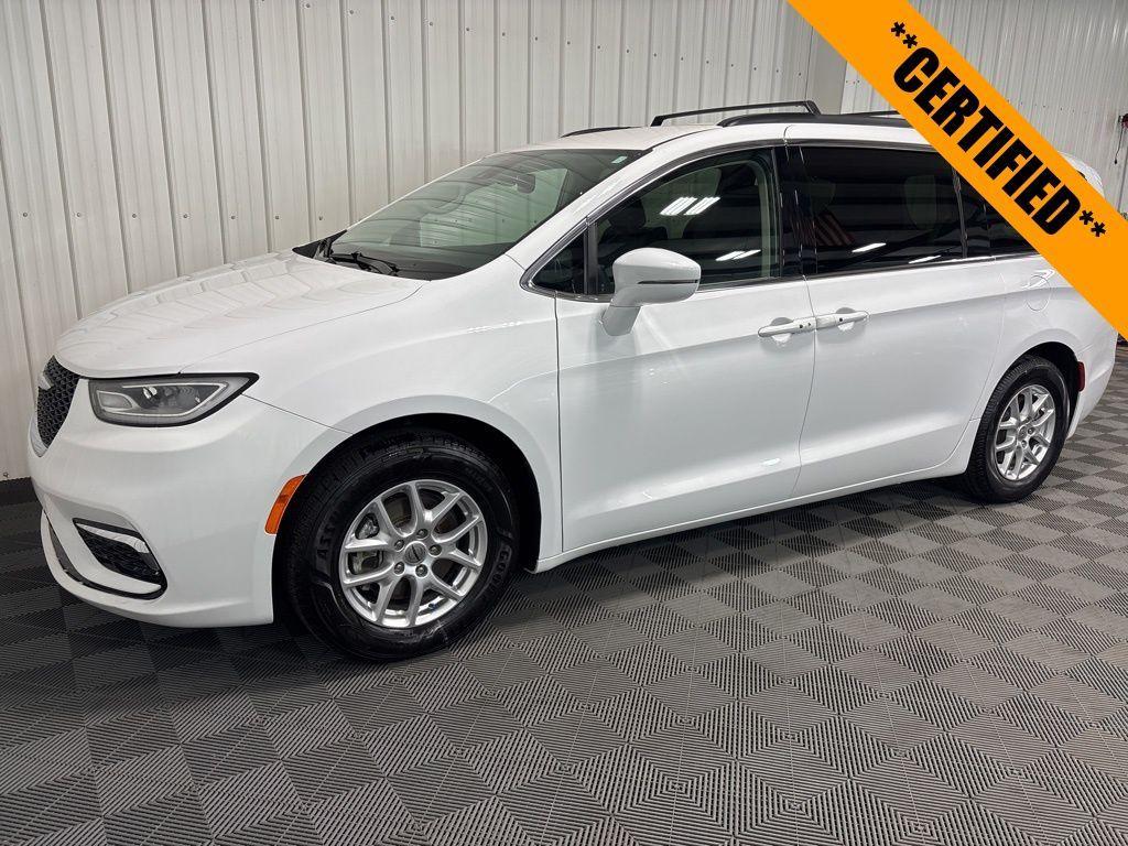 used 2022 Chrysler Pacifica car, priced at $27,999