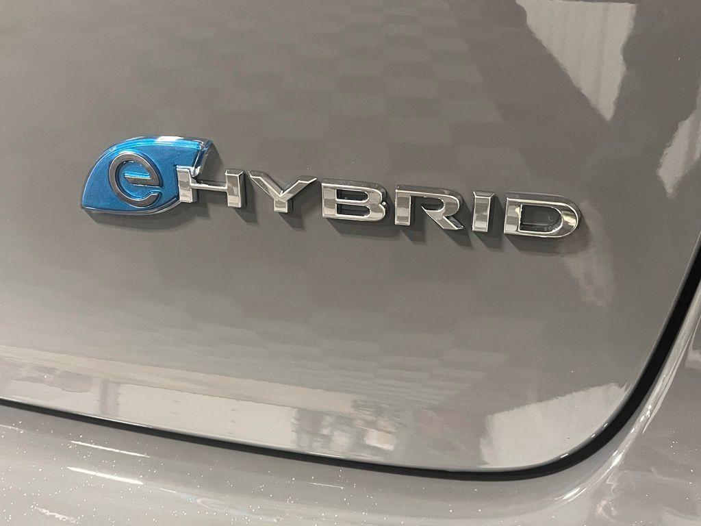 new 2025 Chrysler Pacifica Hybrid car, priced at $54,525