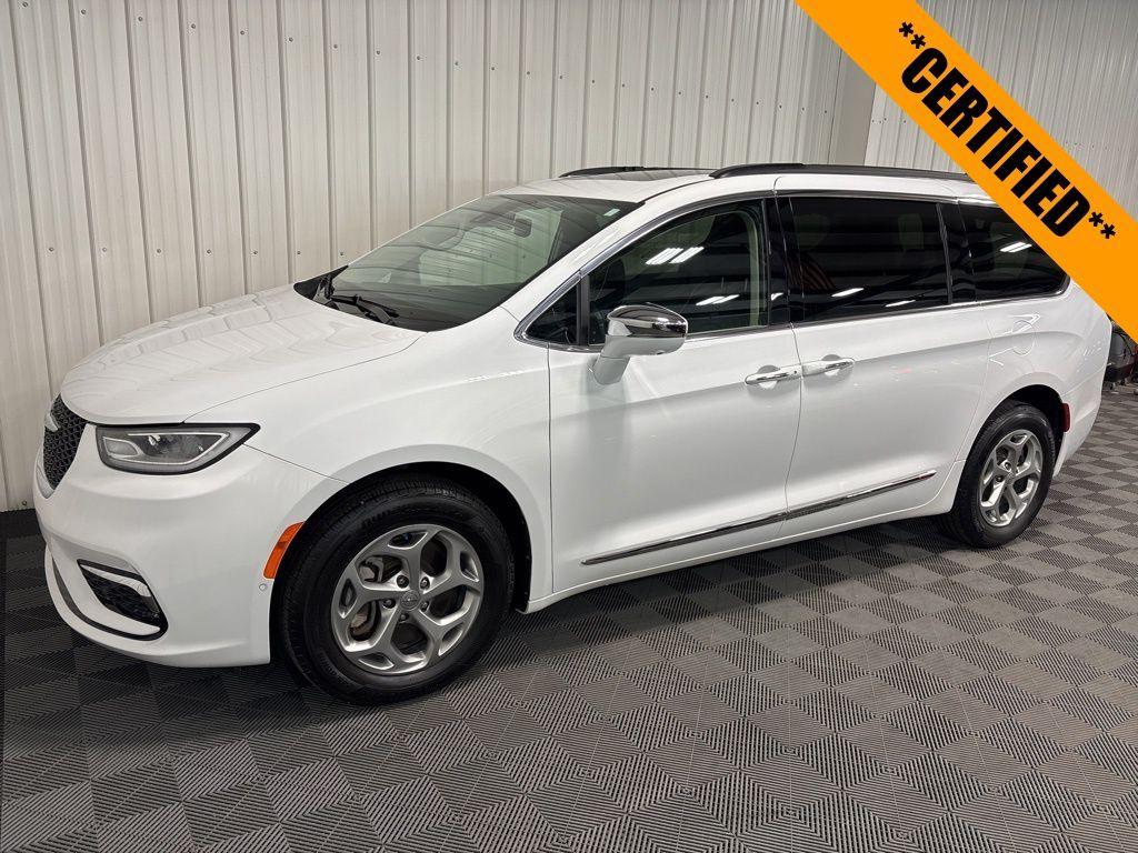 used 2022 Chrysler Pacifica car, priced at $35,999