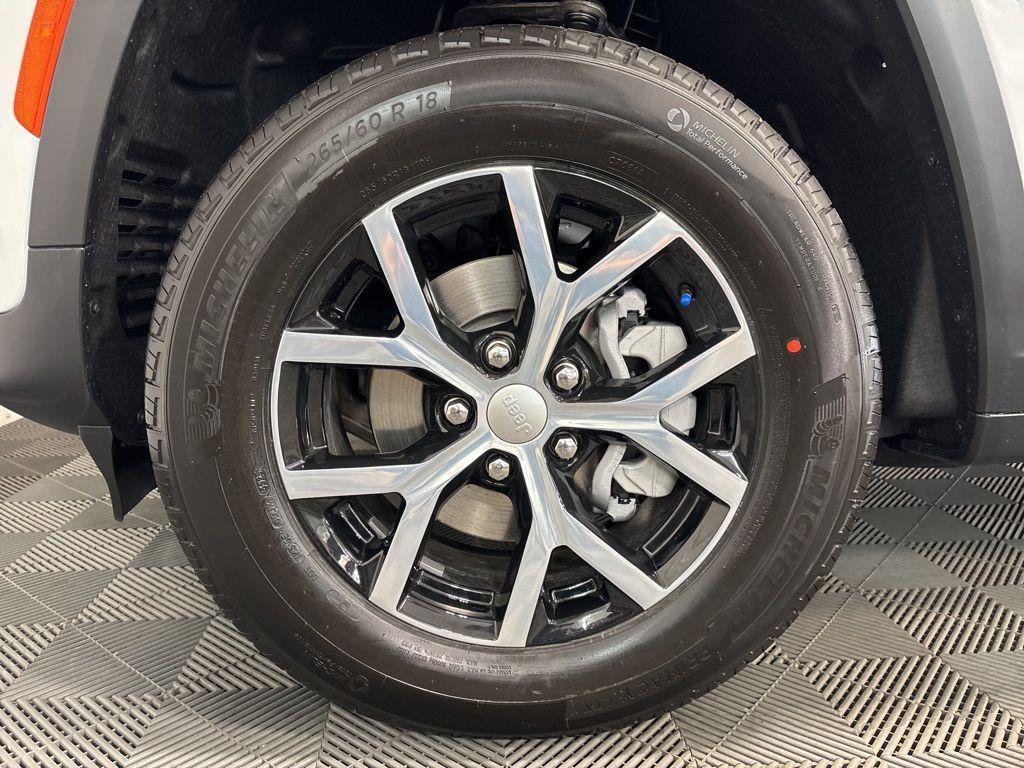 new 2025 Jeep Grand Cherokee car, priced at $46,306