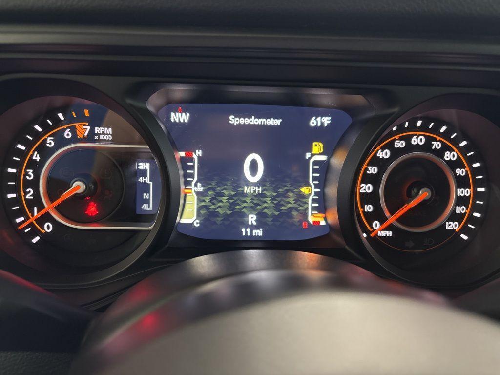 new 2025 Jeep Gladiator car, priced at $49,100