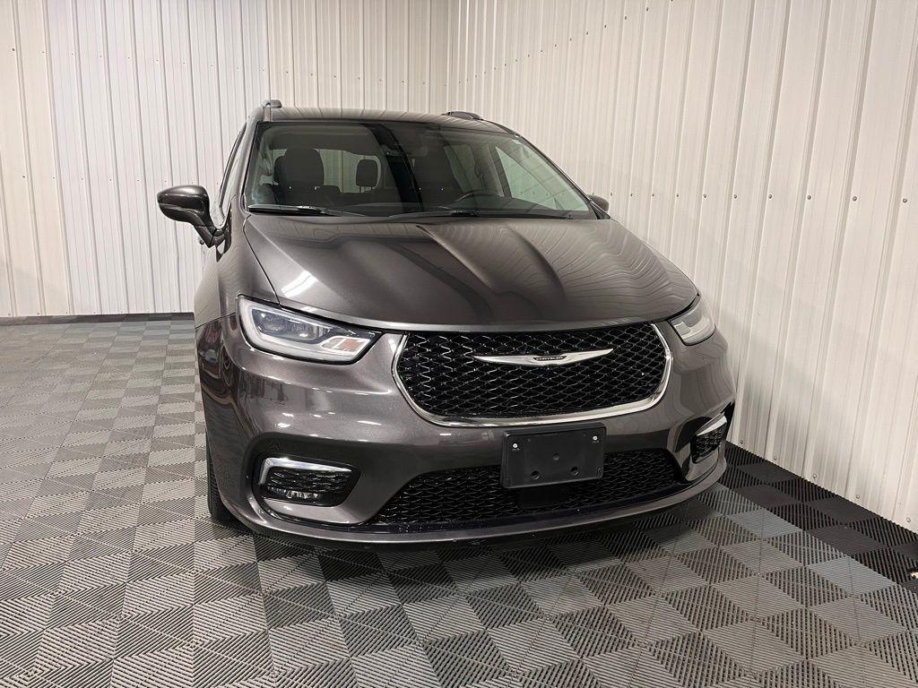 used 2021 Chrysler Pacifica car, priced at $28,948