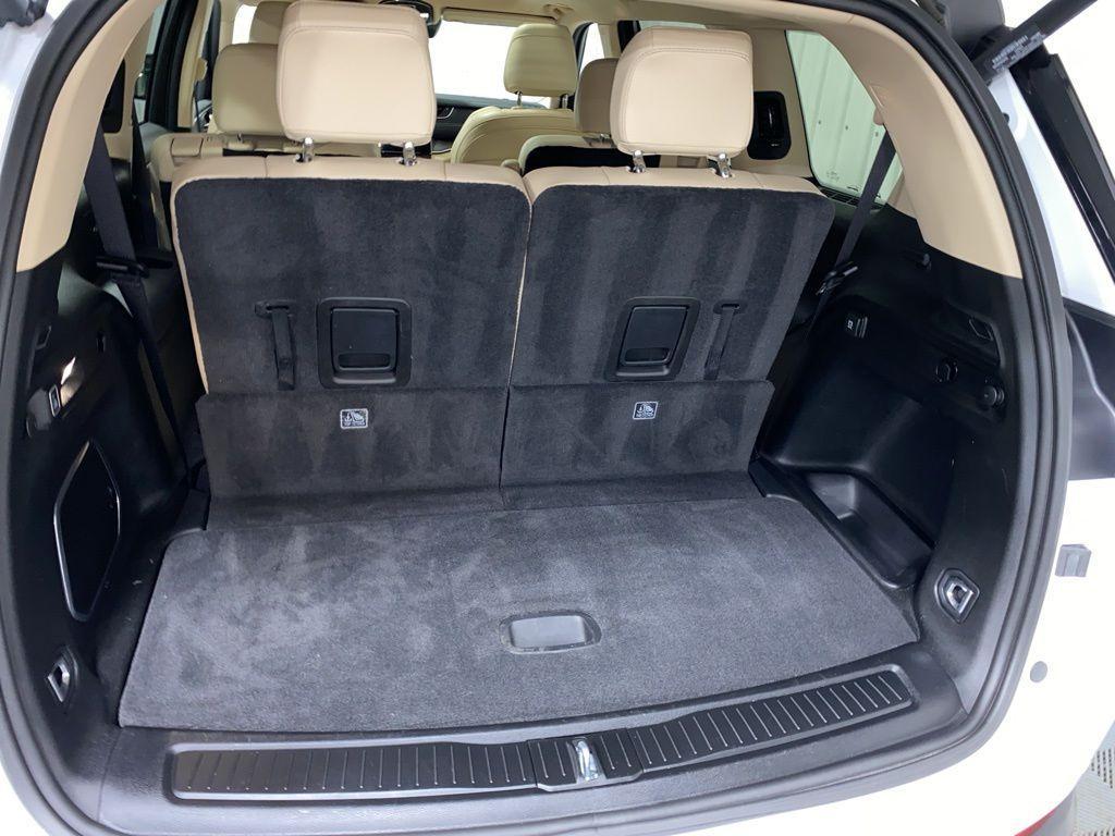 used 2021 Jeep Grand Cherokee L car, priced at $32,175