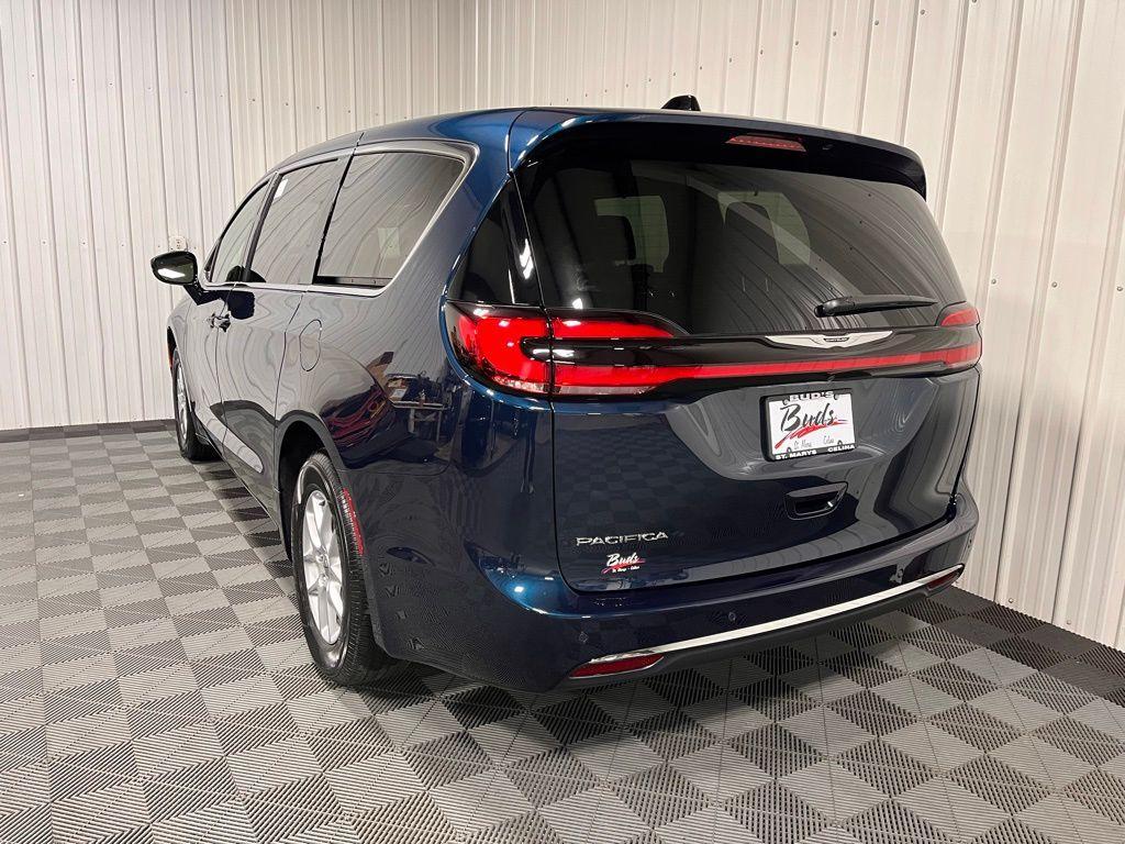 new 2025 Chrysler Pacifica car, priced at $49,285