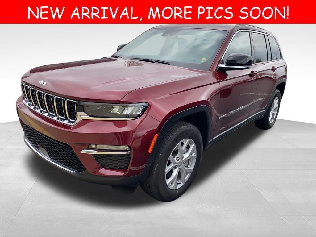 used 2023 Jeep Grand Cherokee car, priced at $35,999