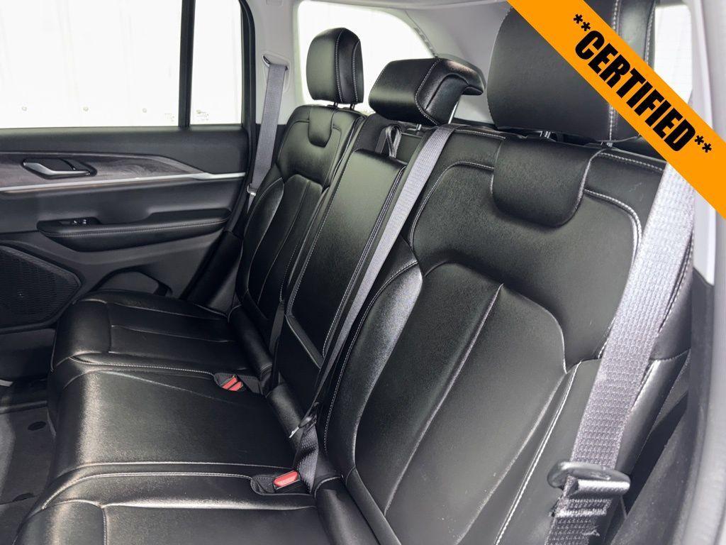 used 2024 Jeep Grand Cherokee car, priced at $40,974