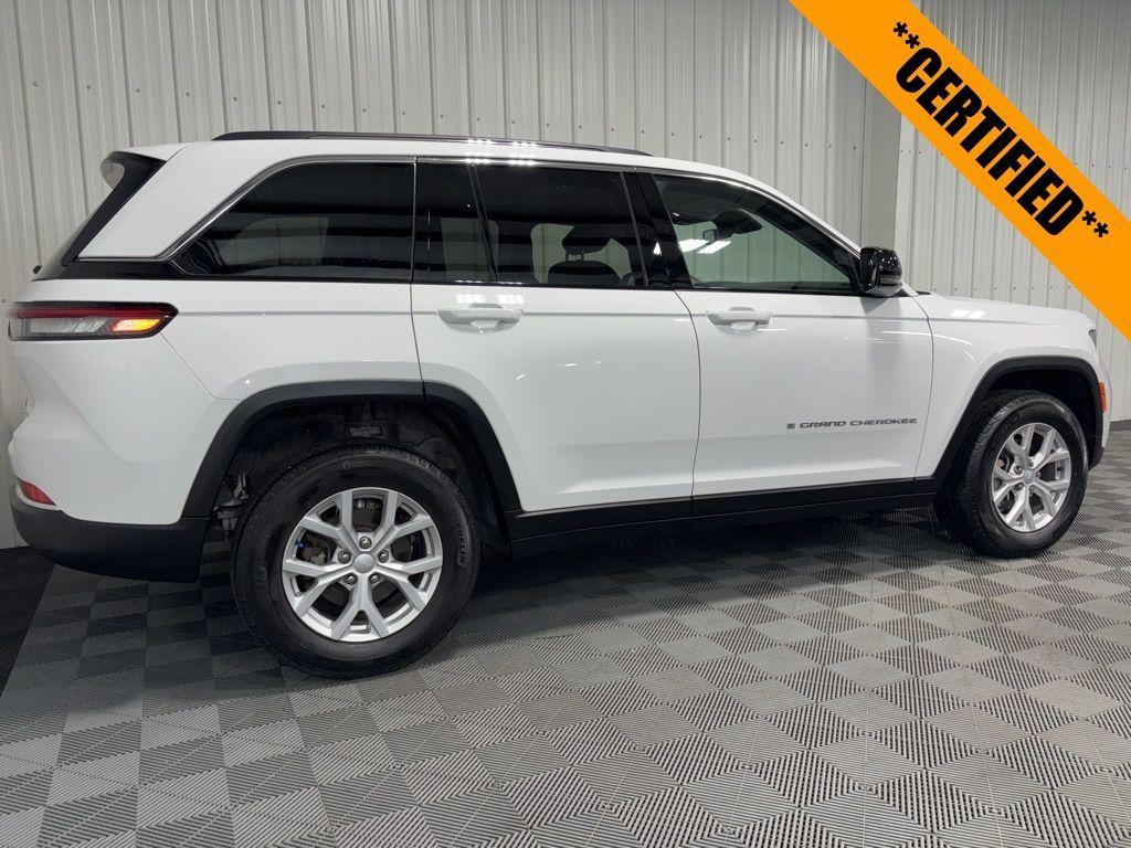 used 2024 Jeep Grand Cherokee car, priced at $40,974