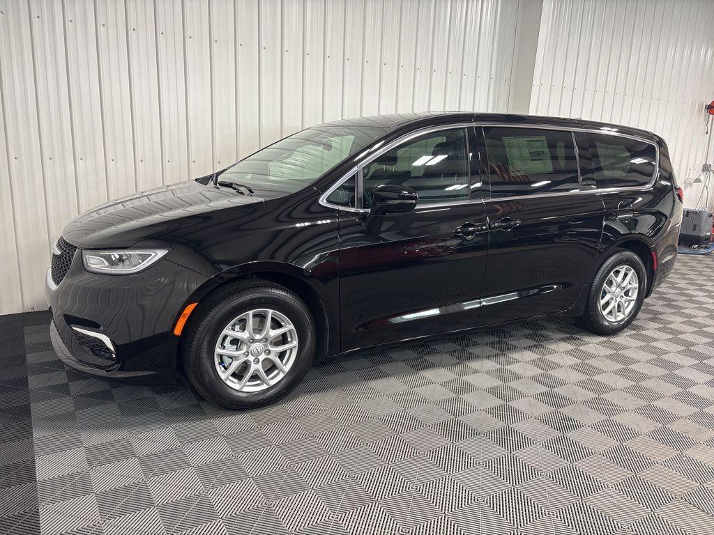 new 2026 Chrysler Pacifica car, priced at $47,455