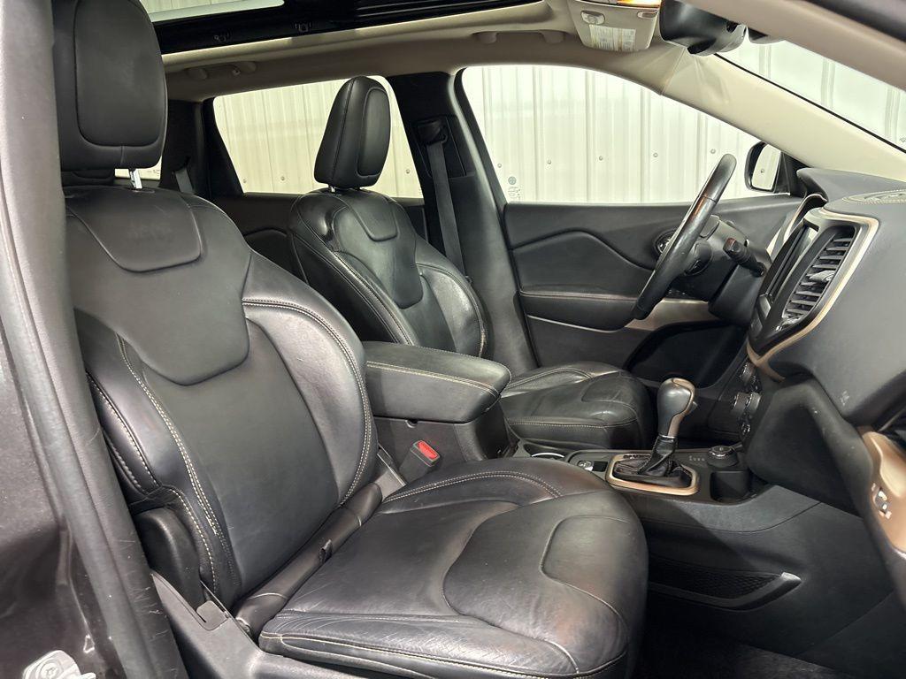 used 2017 Jeep Cherokee car, priced at $12,999