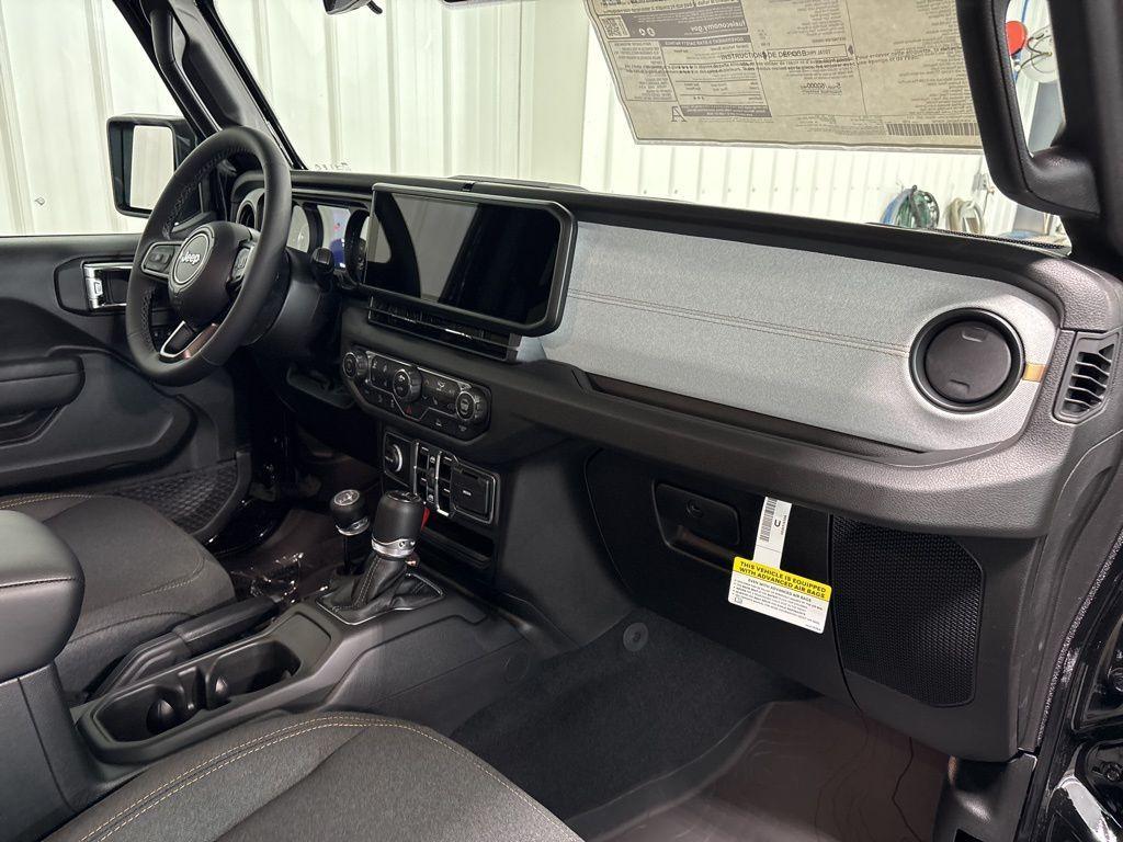 new 2025 Jeep Gladiator car, priced at $49,293