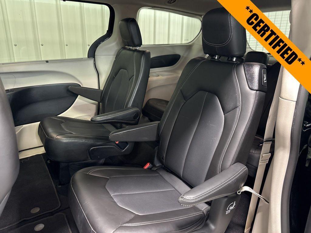 used 2024 Chrysler Pacifica car, priced at $38,999