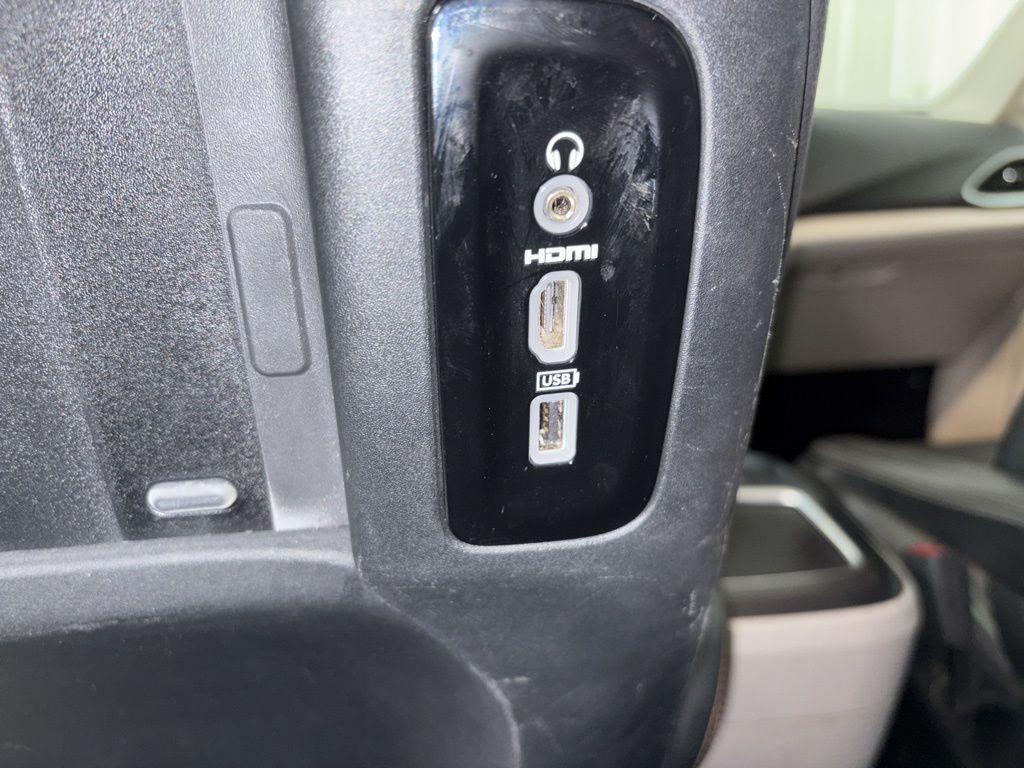 used 2017 Chrysler Pacifica car, priced at $11,999