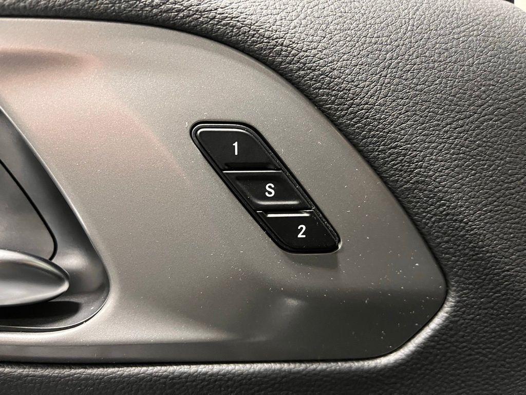 new 2025 Chrysler Pacifica car, priced at $45,920