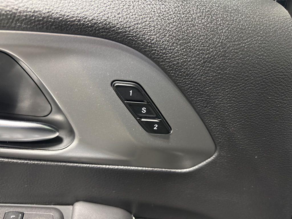 new 2025 Chrysler Pacifica car, priced at $42,691