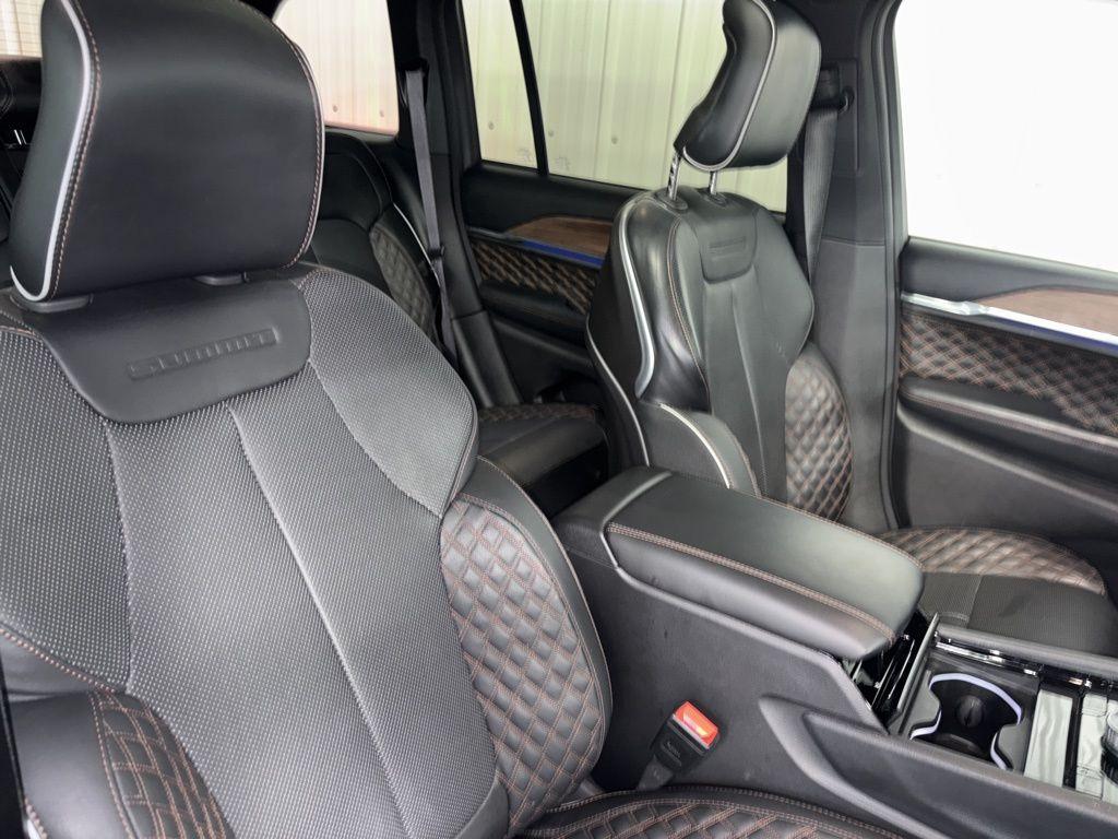 used 2023 Jeep Grand Cherokee car, priced at $41,999