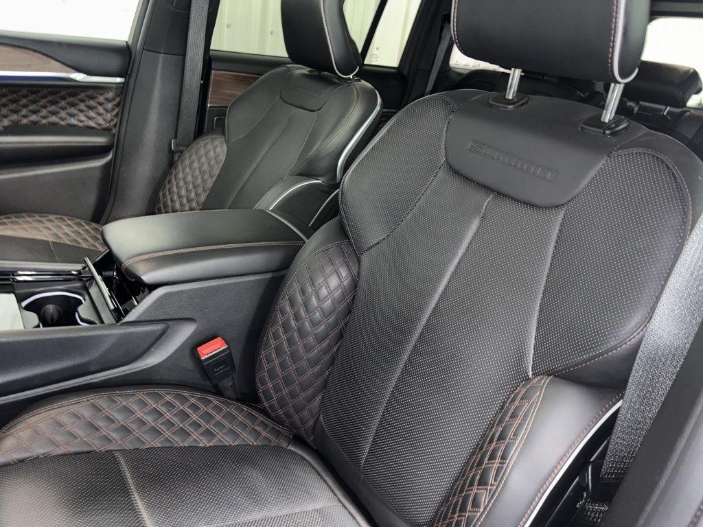 used 2023 Jeep Grand Cherokee car, priced at $41,999