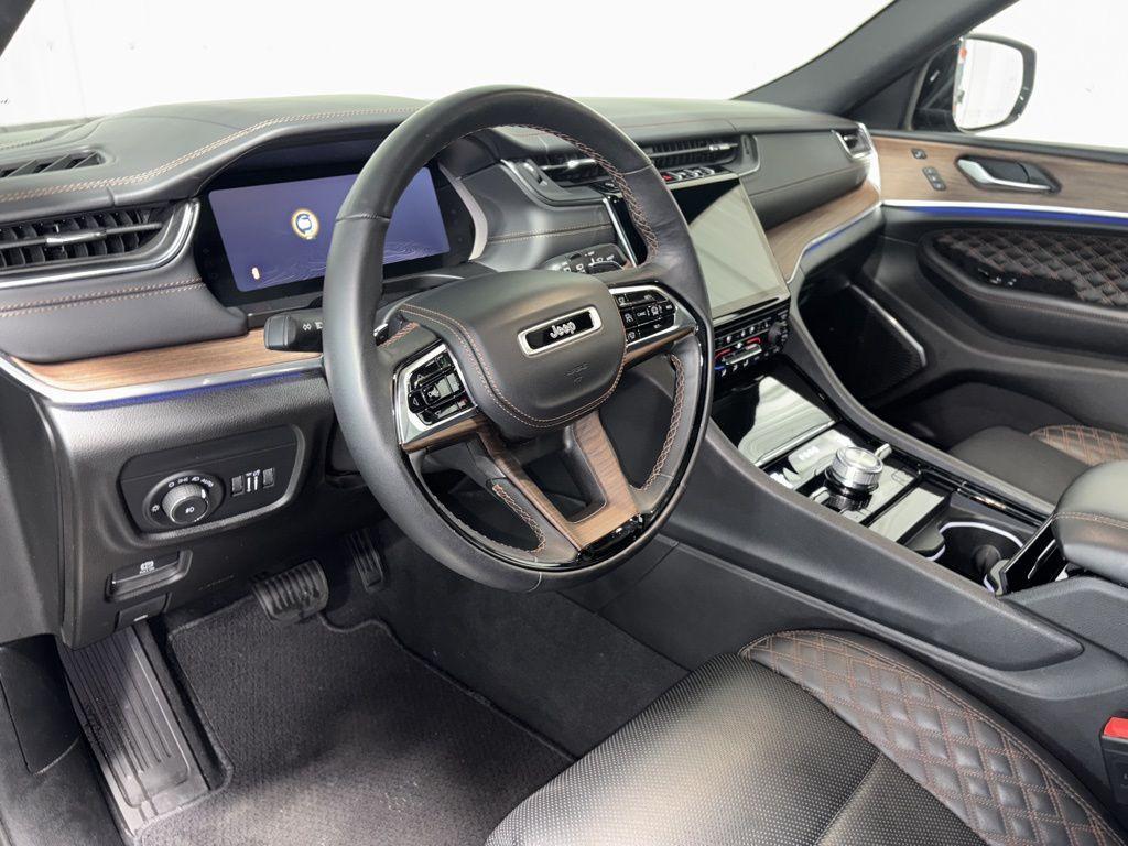 used 2023 Jeep Grand Cherokee car, priced at $41,999