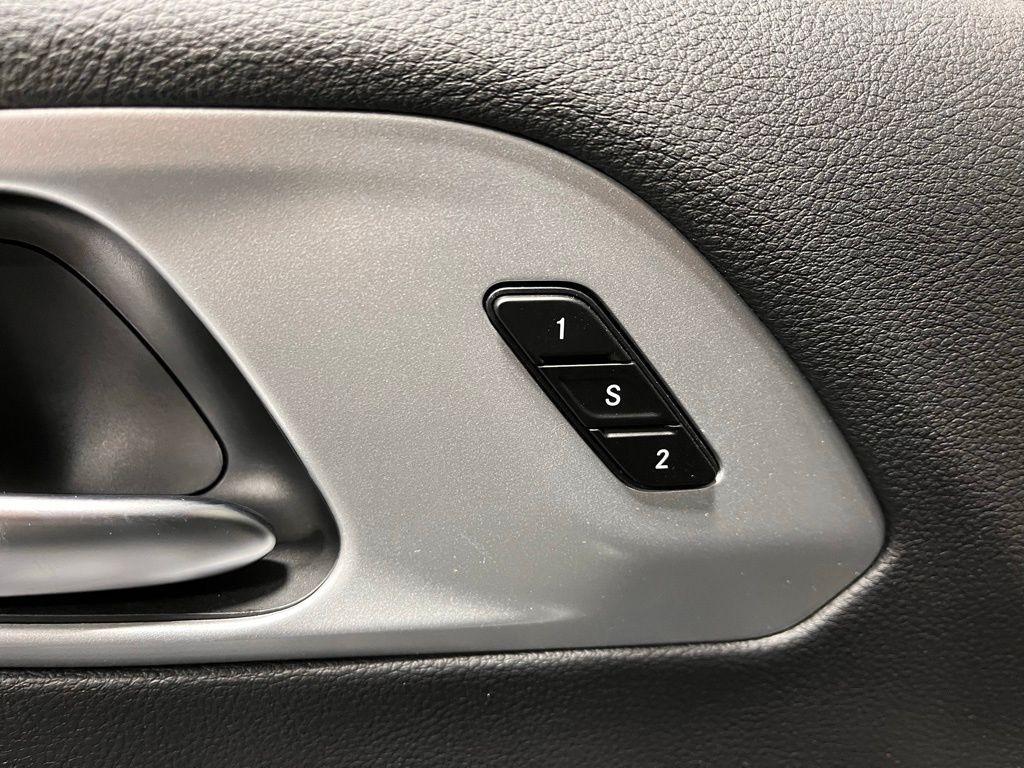 new 2025 Chrysler Pacifica car, priced at $56,365