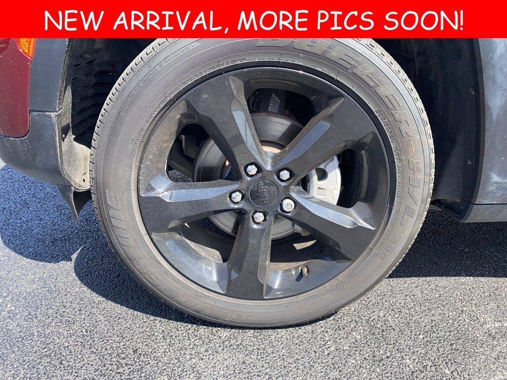 used 2023 Jeep Grand Cherokee car