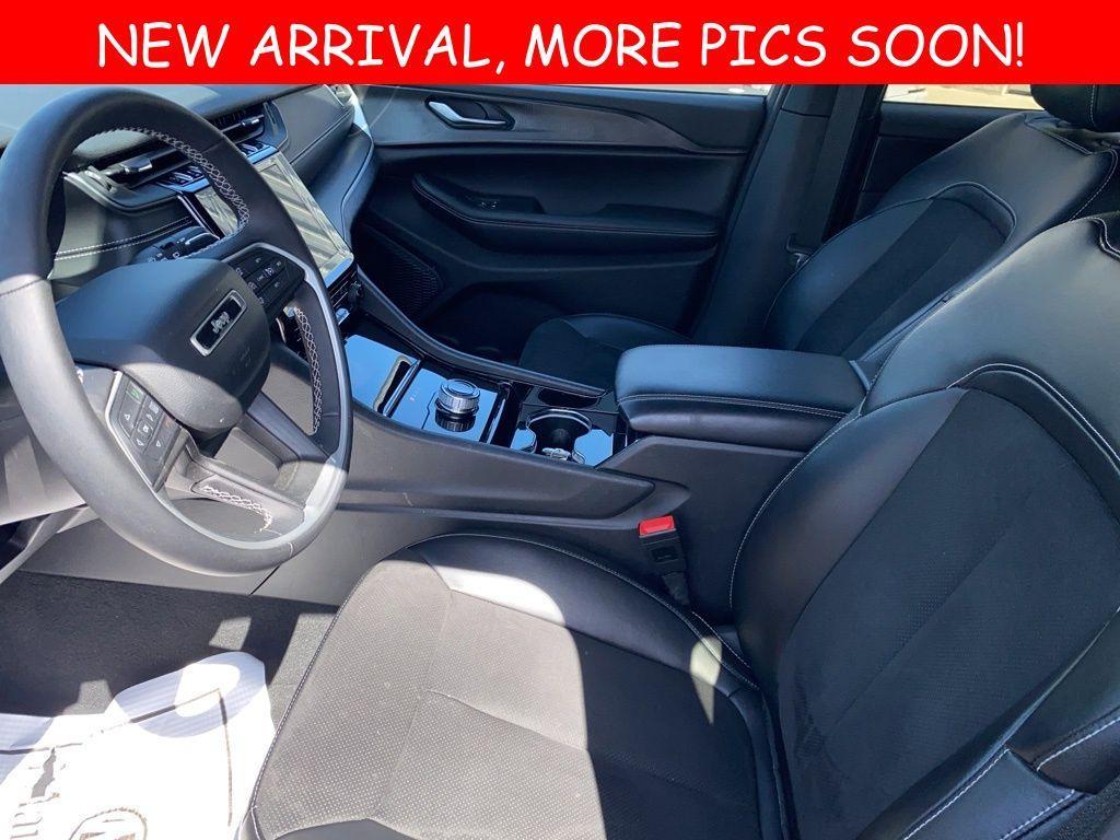 used 2023 Jeep Grand Cherokee car