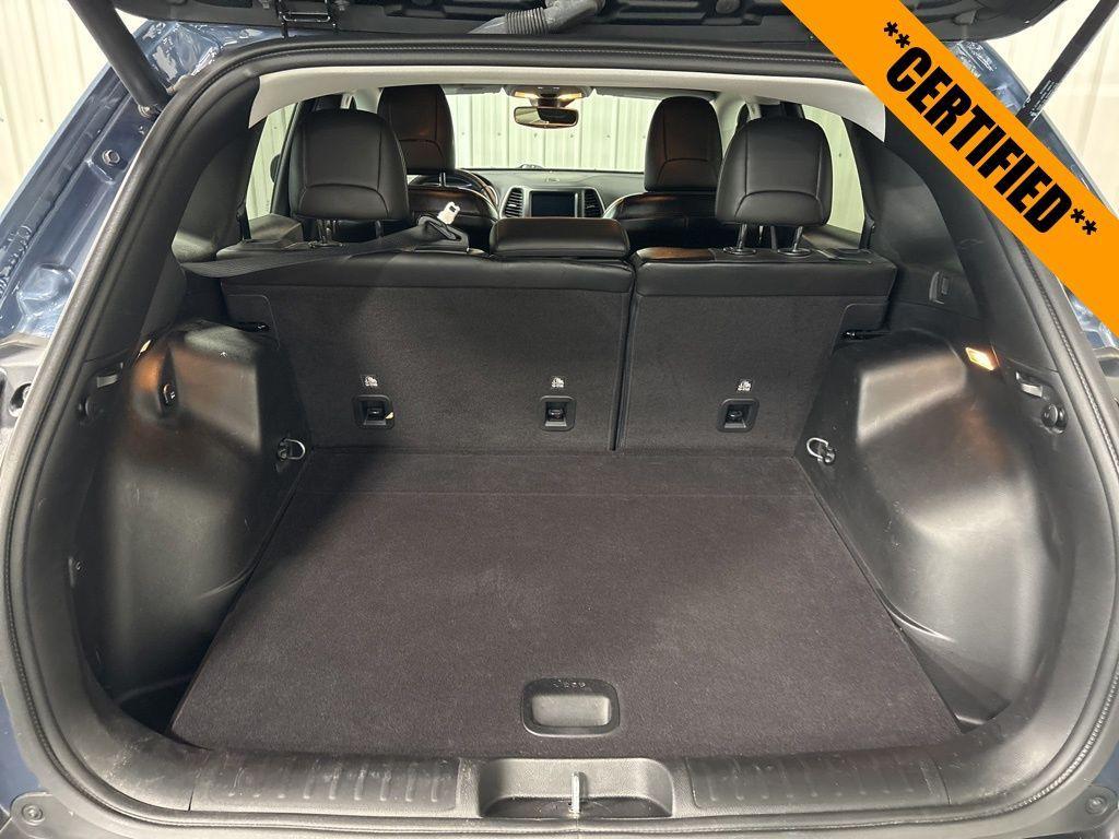 used 2021 Jeep Cherokee car, priced at $21,998