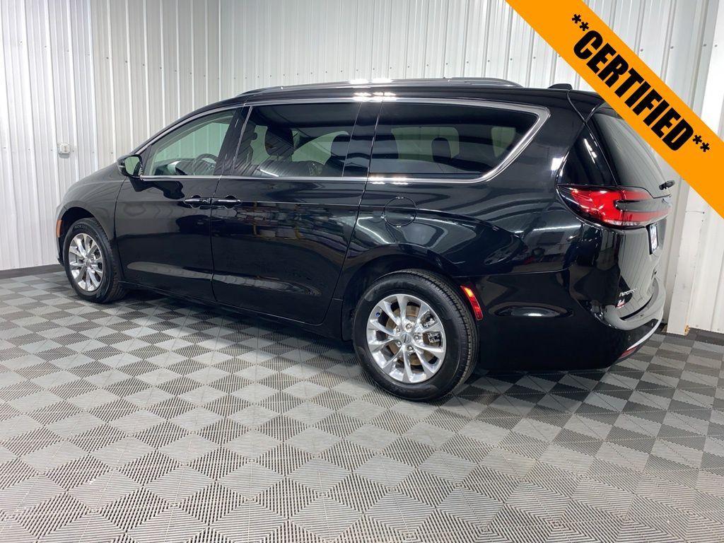 used 2021 Chrysler Pacifica car, priced at $34,999