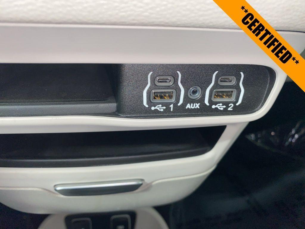 used 2021 Chrysler Pacifica car, priced at $34,999