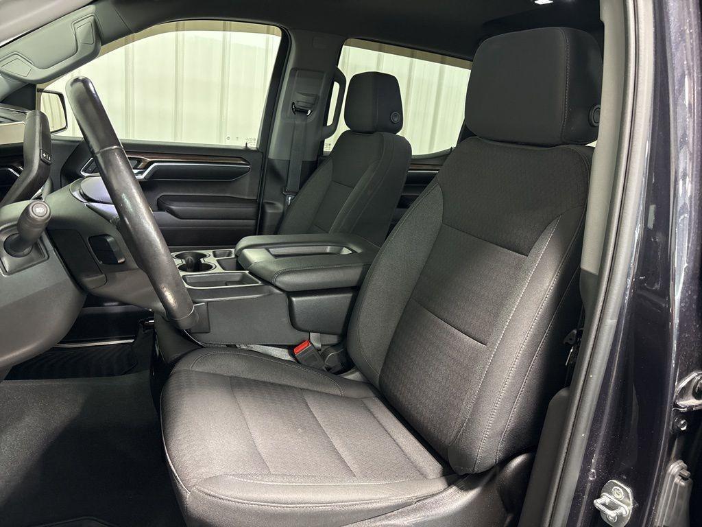 used 2022 Chevrolet Silverado 1500 car, priced at $38,999