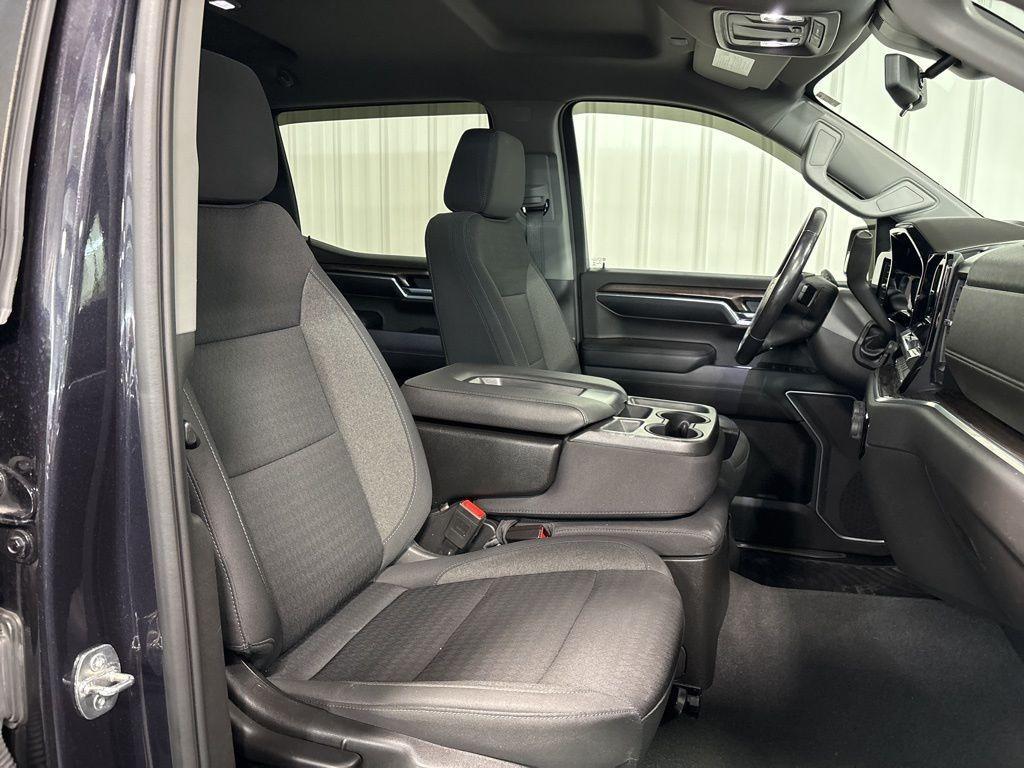 used 2022 Chevrolet Silverado 1500 car, priced at $38,999