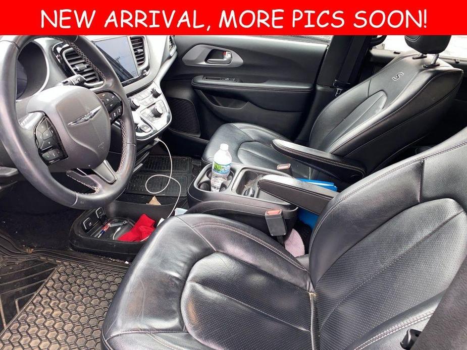 used 2018 Chrysler Pacifica car, priced at $11,869