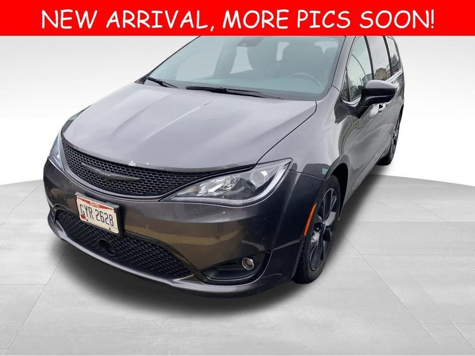 used 2018 Chrysler Pacifica car, priced at $11,869