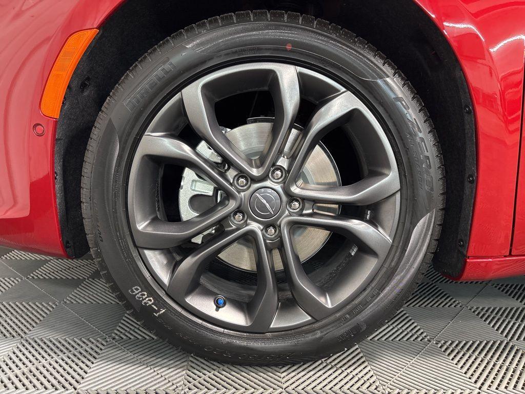 new 2026 Chrysler Pacifica car, priced at $46,880