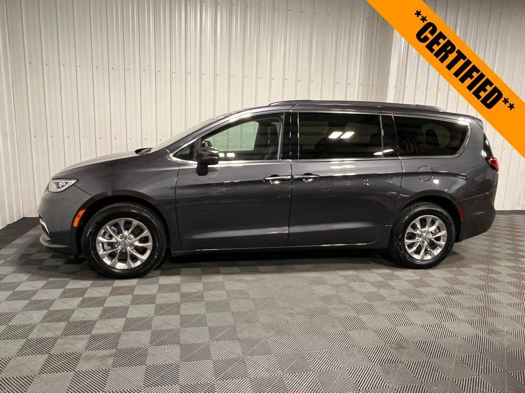 used 2022 Chrysler Pacifica car, priced at $33,660