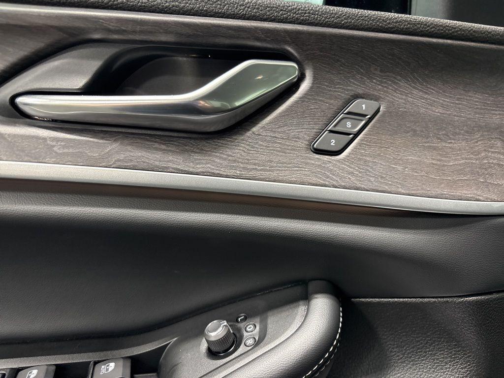 new 2025 Jeep Grand Cherokee L car, priced at $50,374