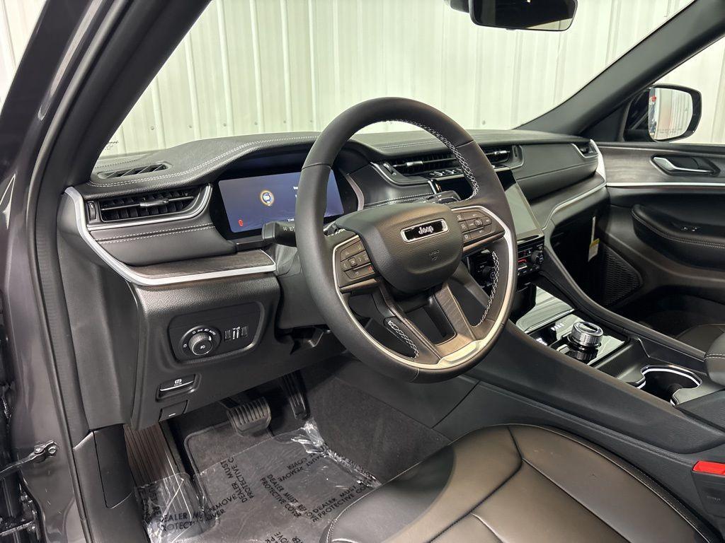 new 2025 Jeep Grand Cherokee L car, priced at $50,374