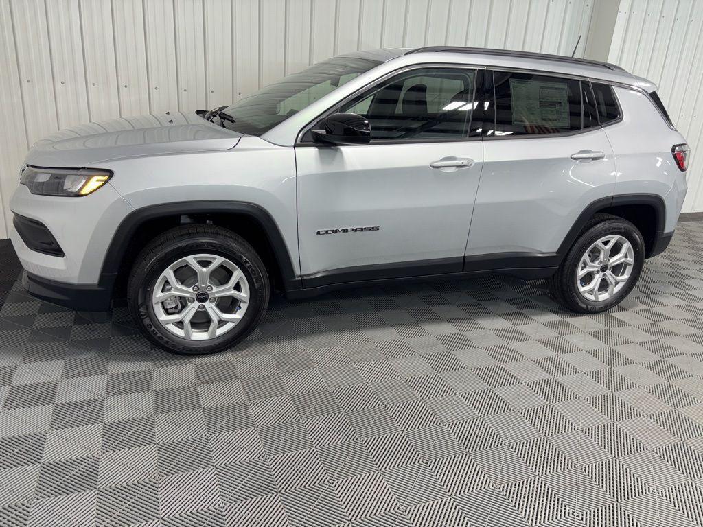 new 2025 Jeep Compass car, priced at $30,760