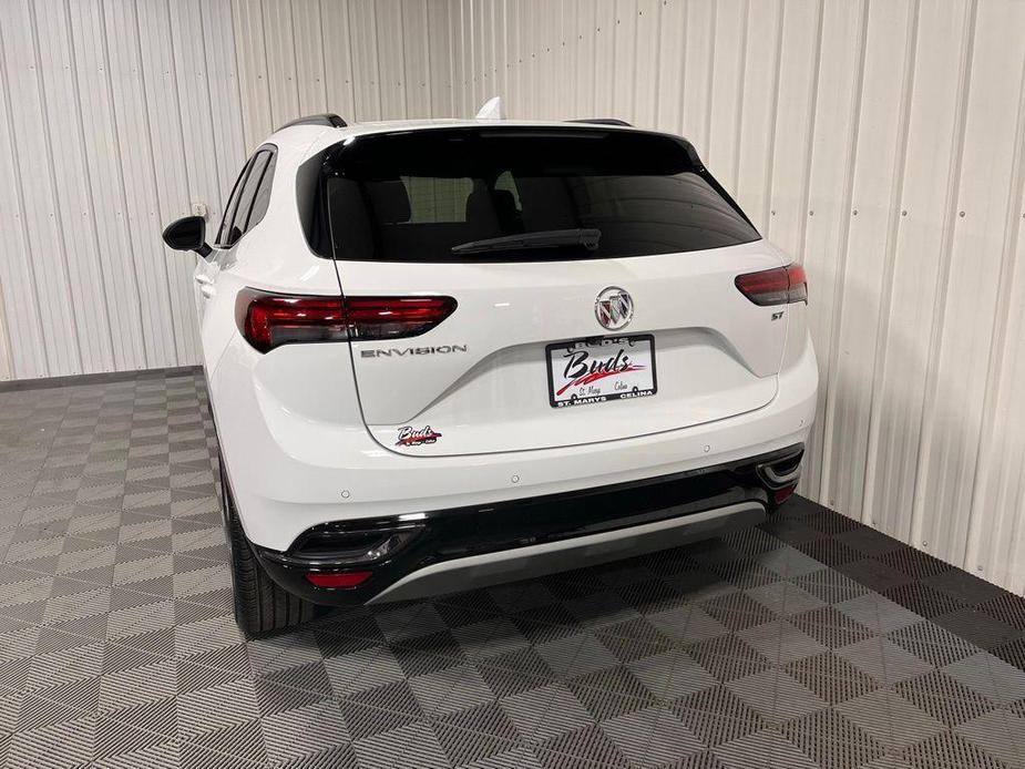 used 2022 Buick Envision car, priced at $28,999