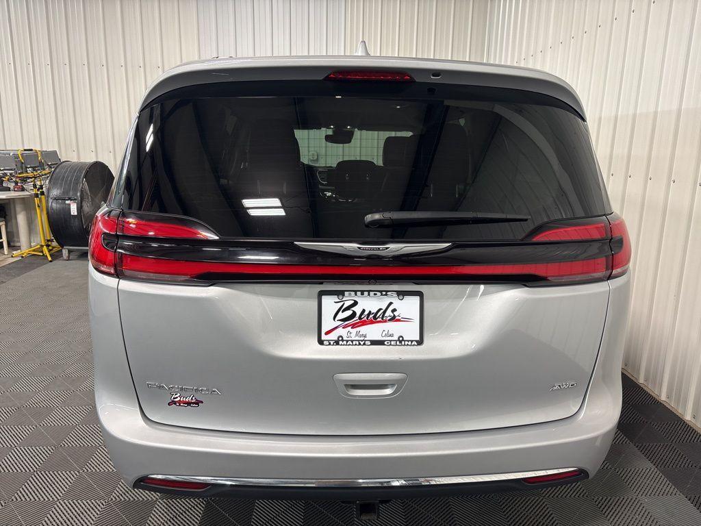 used 2022 Chrysler Pacifica car, priced at $32,578
