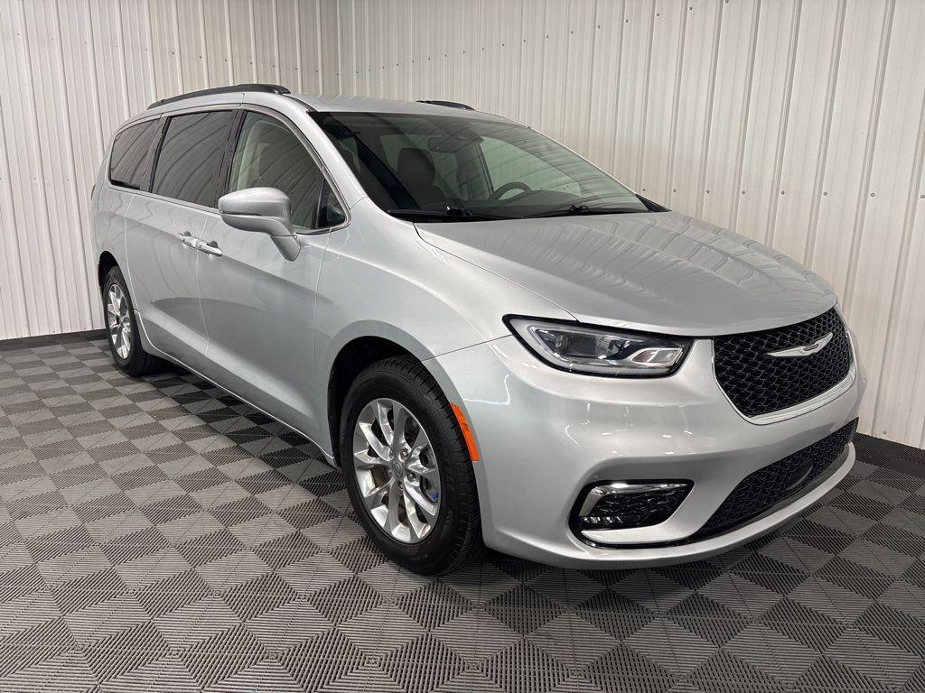 used 2022 Chrysler Pacifica car, priced at $32,578