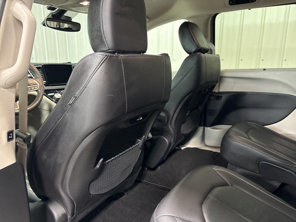 used 2022 Chrysler Pacifica car, priced at $32,578