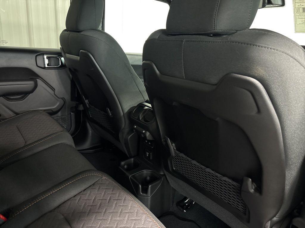 new 2025 Jeep Gladiator car, priced at $56,886