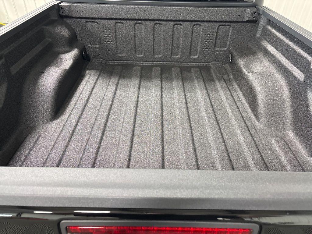 new 2025 Jeep Gladiator car, priced at $56,886