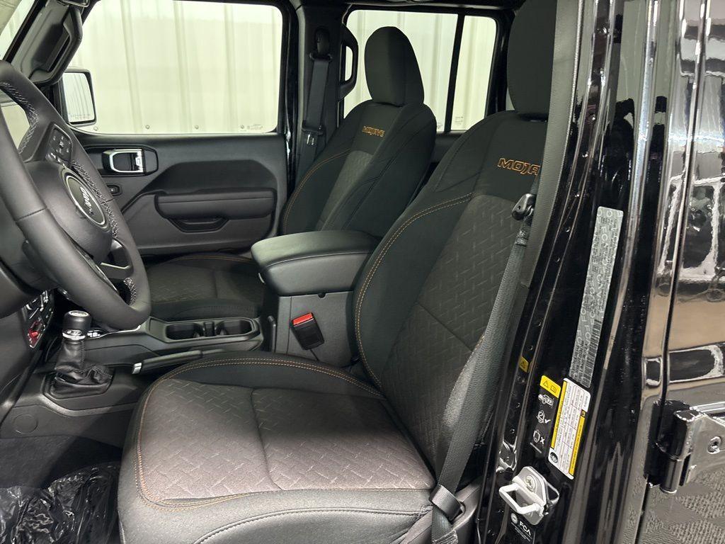 new 2025 Jeep Gladiator car, priced at $56,886