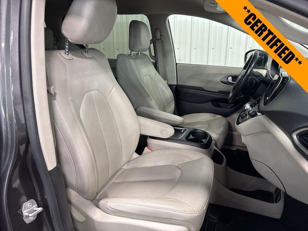 used 2021 Chrysler Pacifica car, priced at $27,999