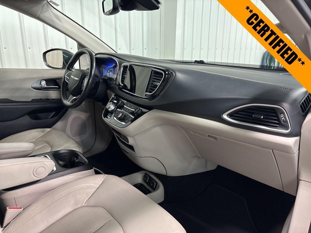 used 2021 Chrysler Pacifica car, priced at $27,999