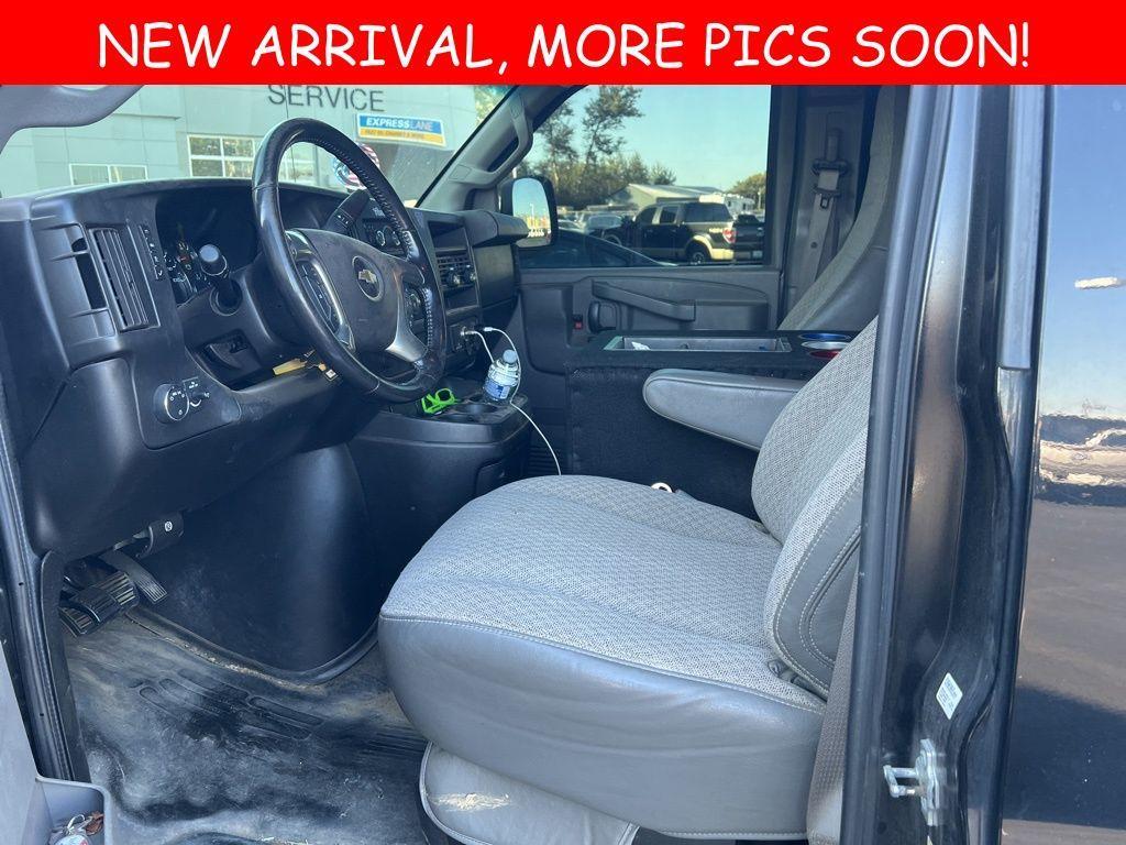 used 2017 Chevrolet Express 2500 car