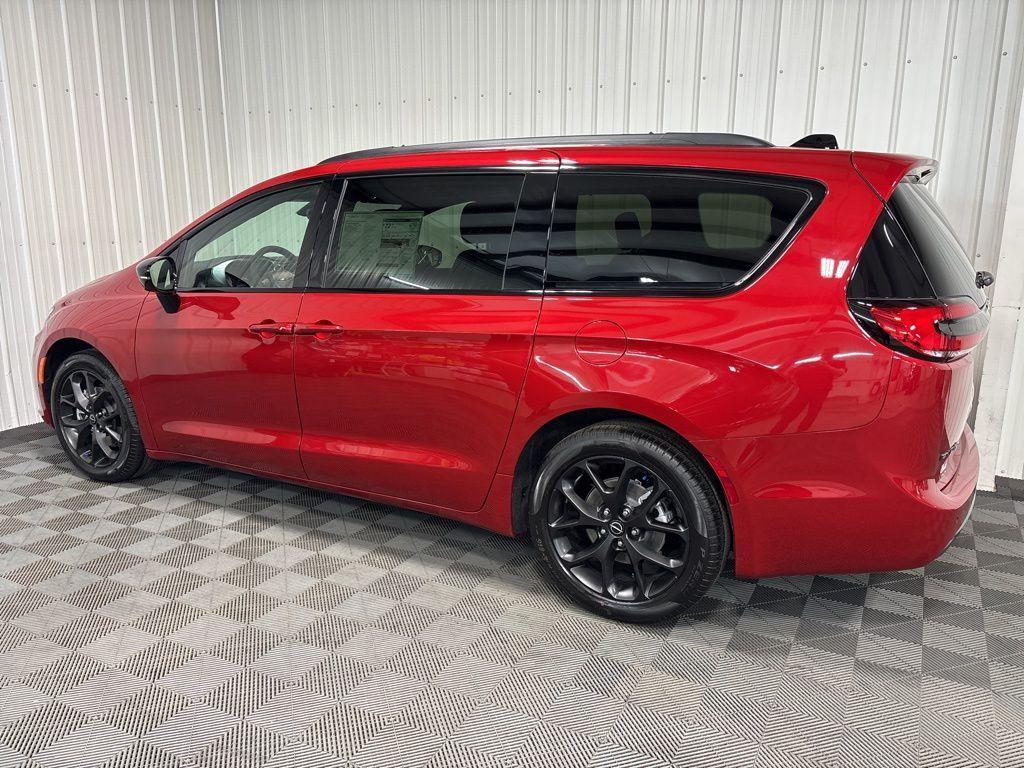 new 2026 Chrysler Pacifica car, priced at $53,434