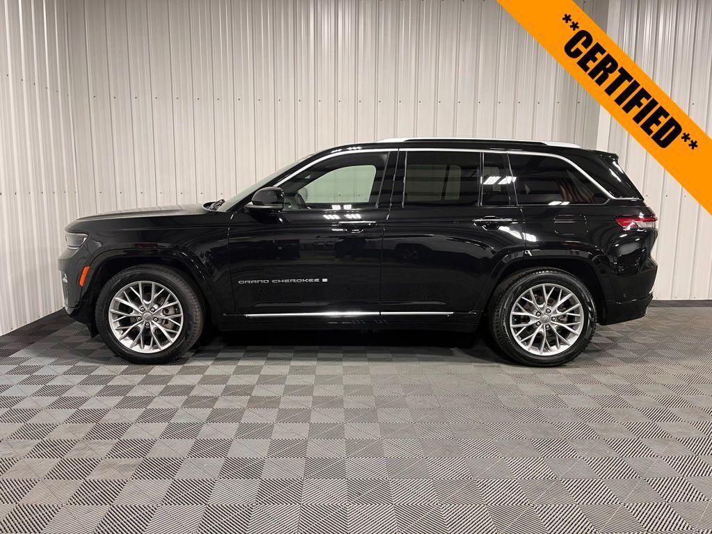 used 2022 Jeep Grand Cherokee car, priced at $40,000